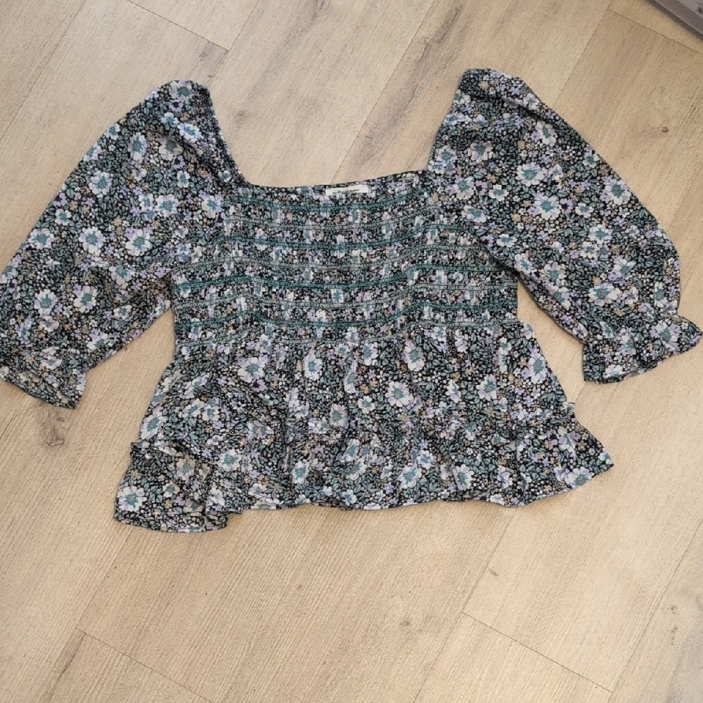 American Eagle Top, Green Floral Size L